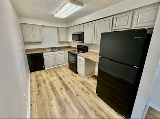 5510 Kirkwood Blvd SW #11, Cedar Rapids, IA 52404