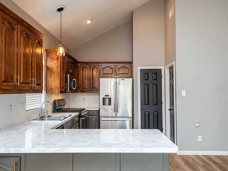 9125 Vineyard Ln — Photo 23