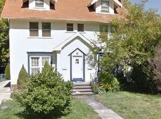 3295 Bradford Rd, Cleveland Heights, OH