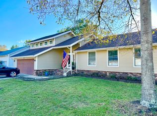 8025 Eberly Ave, North Charleston, SC 29420