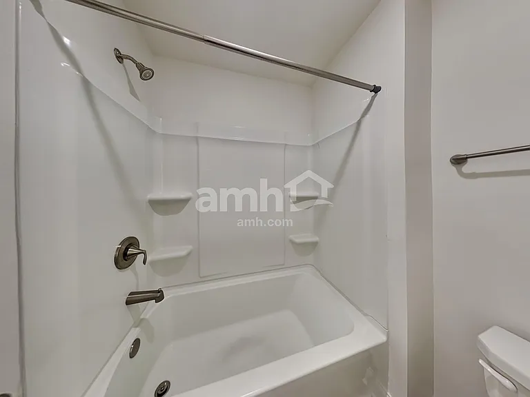 1079 Ashlyn Ct — Photo 22