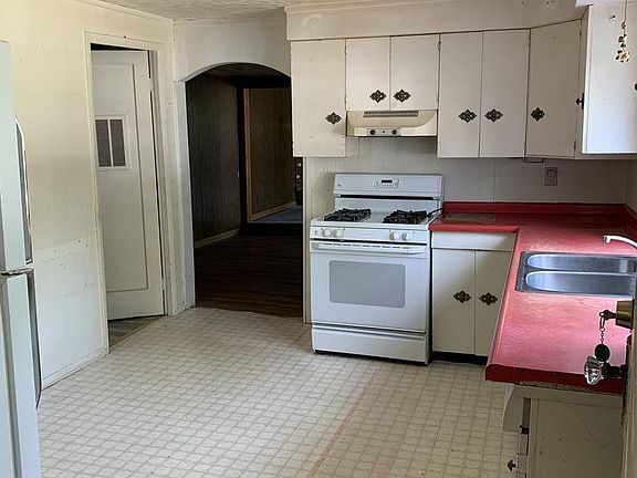 2nd image of 25234 White Owl Ln