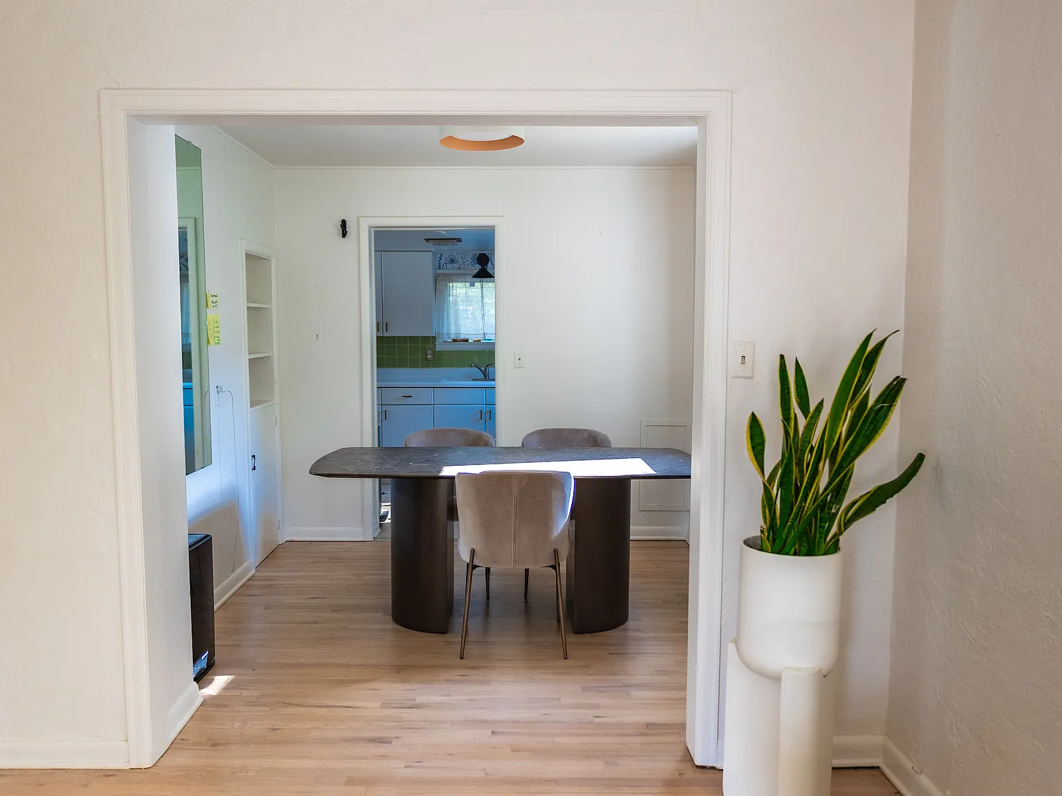 2 bed, 837 sqft, $2,750 — Photo 4