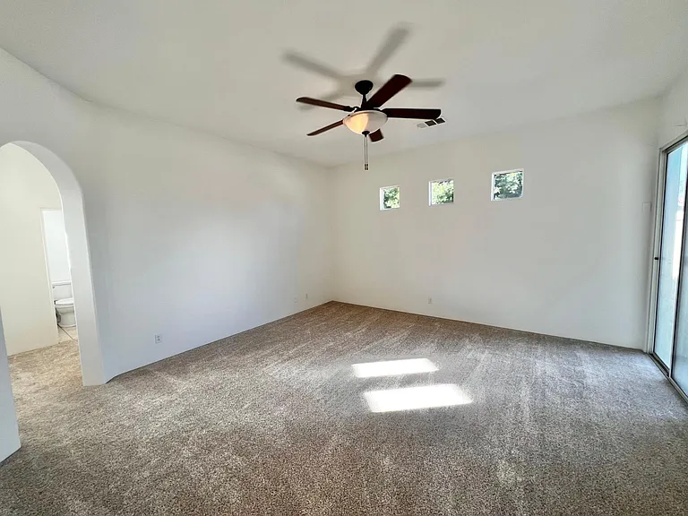 40921 Hovley Ct — Photo 15