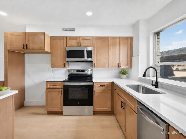 6365 Diamond Head Cir APT A, Dallas, TX 75225