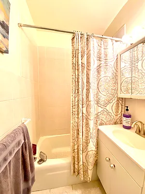 Rented by Compass | media 21