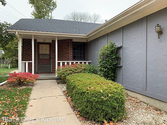 2nd image of 2401 Candlewood Dr