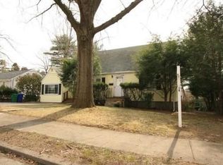 11 Deforest Rd, Newton, MA 02462