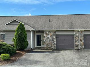 166 Fairway View Pl, Jefferson, NC 28640