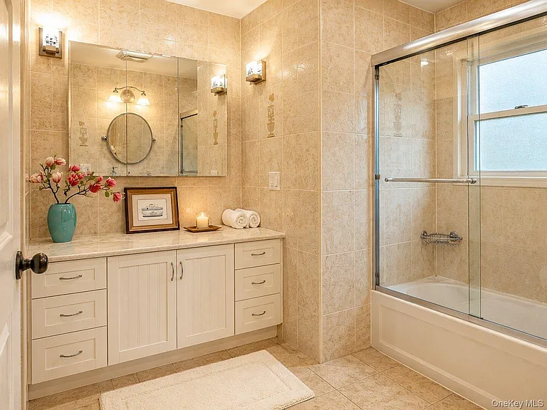 121 Manhasset Ave — Photo 26