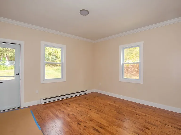 360 East St — Photo 11