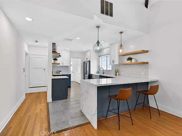 520 N Citrus Ave — Photo 7