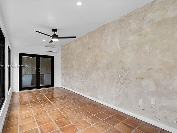 5th image of 6295 SW 29th St #1