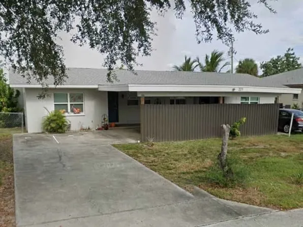 221 Cape Coral Pkwy E, Cape Coral, FL
