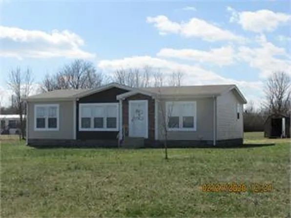 747 Taylor St, Clay, KY 42404