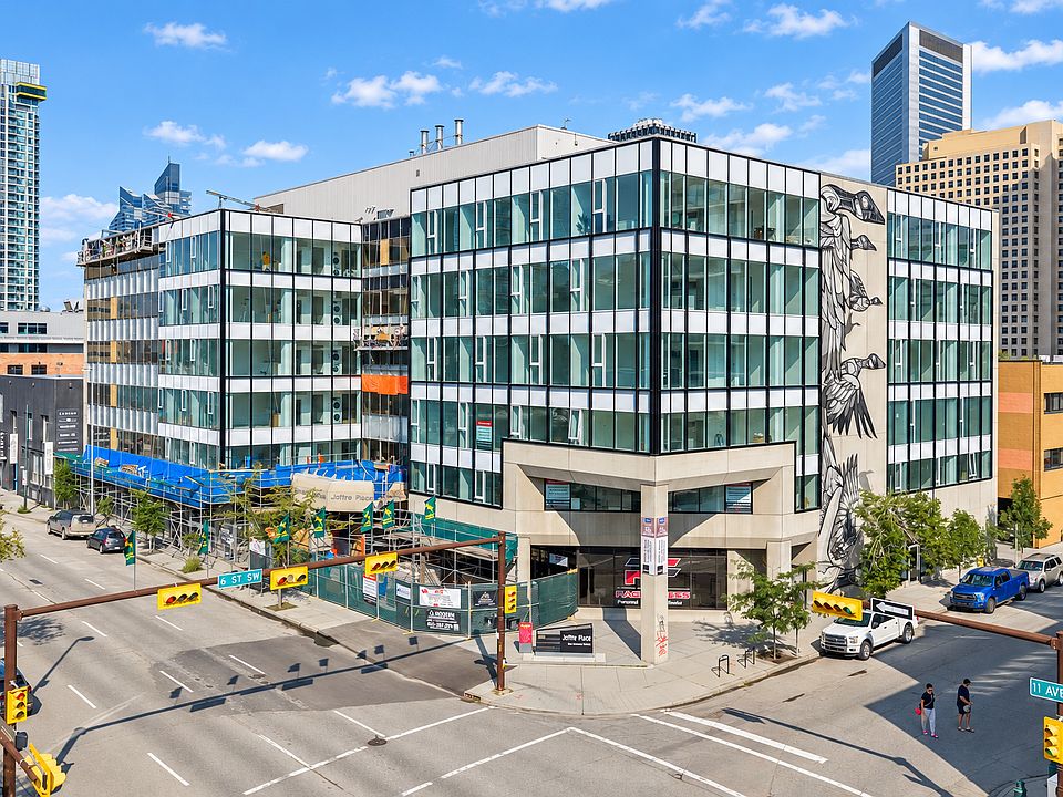 1st image of 708 11th Ave SW