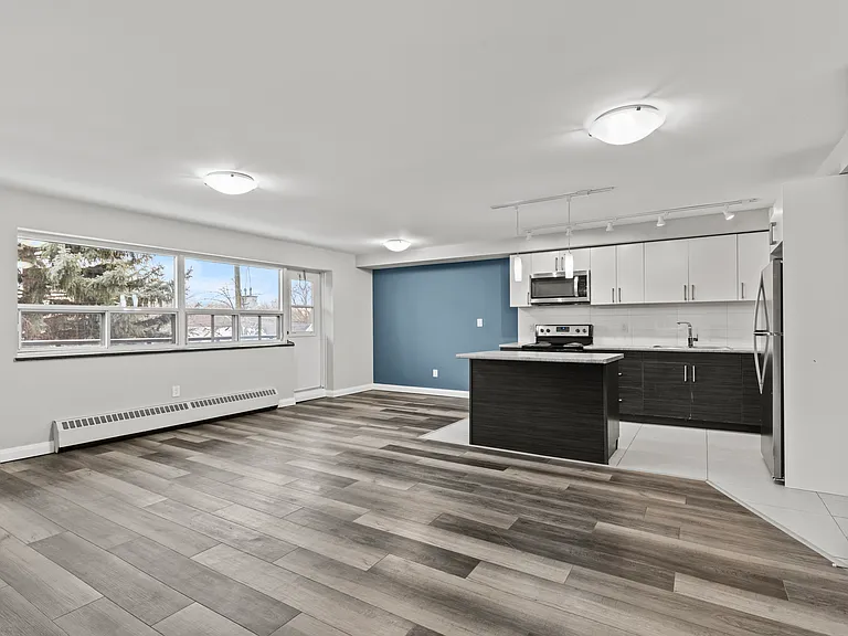 483 Linwell Rd — Photo 4