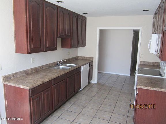3rd image of 2439 E Javelina Ave