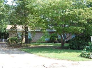 903 Chapel Ridge Dr, Perry, GA 31069