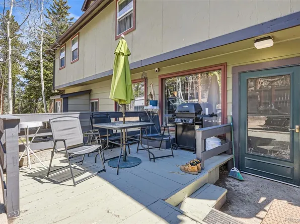 33 L Road, Golden, CO 80403