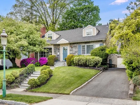 50 Stonehouse Rd, Glen Ridge Boro Twp., NJ 07028