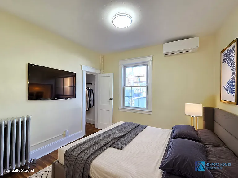 9-11 Gray St #1 — Photo 3