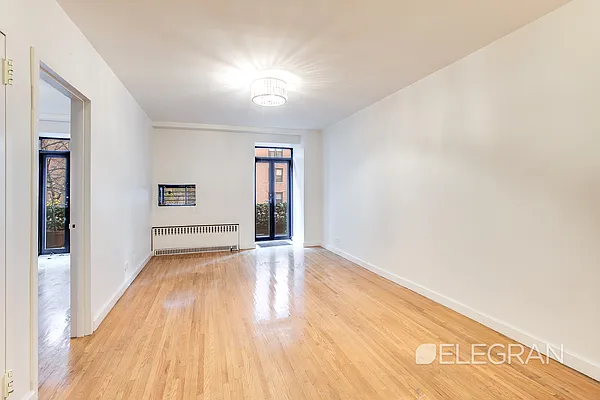 Rented by (Legacy) Elegran | media 20