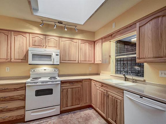 4th image of 4731 E Carol Ave