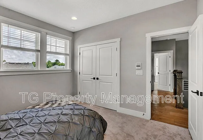 24 Goodhope Ct — Photo 31