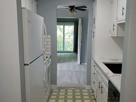 2nd image of 1675 Cedarwood Dr APT N