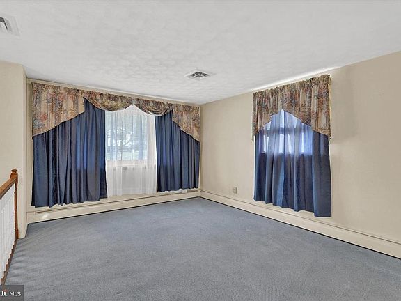 4th image of 470 Maywood Rd
