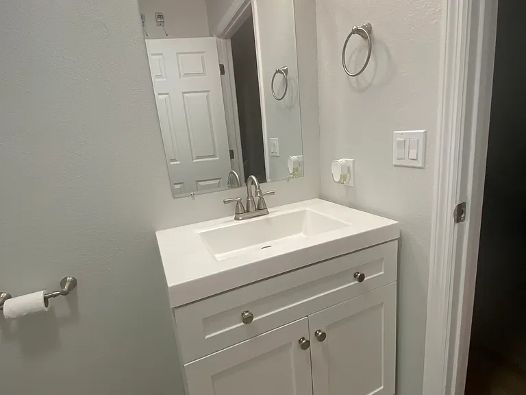 854 E Beverly Ave — Photo 17