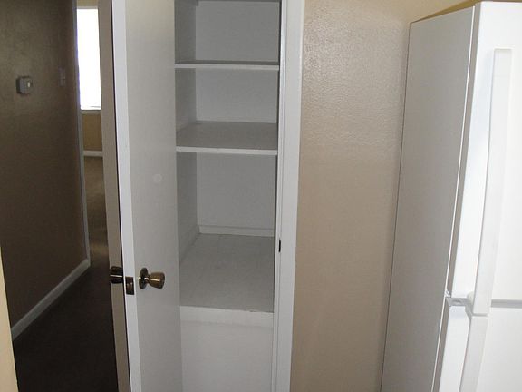 4th image of 10437 Dandridge Dr