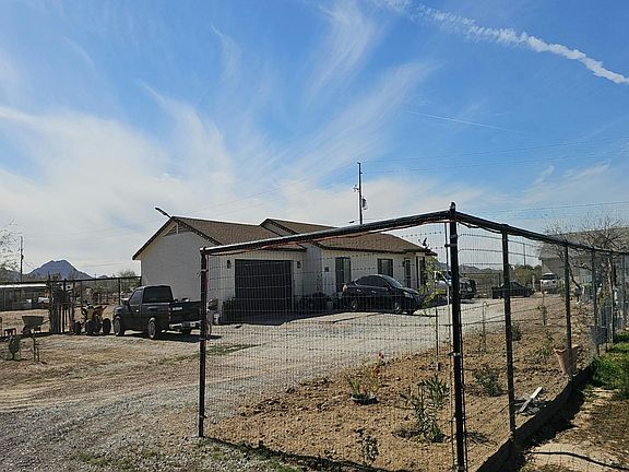 3rd image of 11804 S 208th Dr