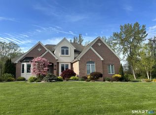 5 Westmont Rd, Wethersfield, CT 06109