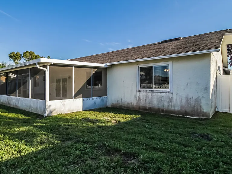 1533 Colony Ave — Photo 16
