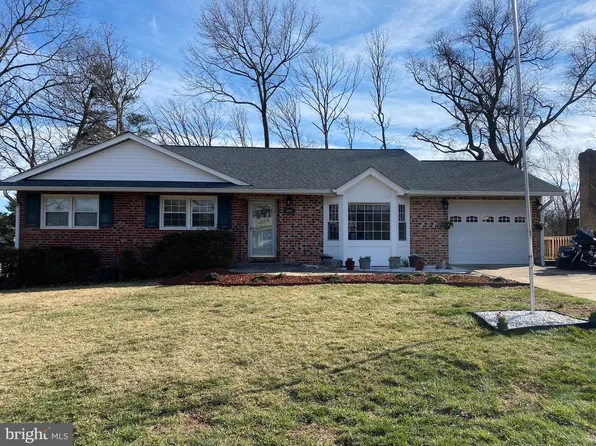 6811 Crossman St, Annandale, VA 22003