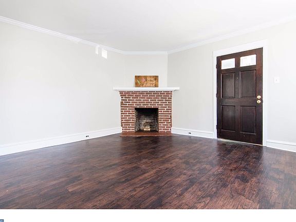 3rd image of 1208 Hollywood Ave