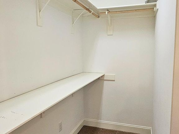 4th image of 1604 Cambria Drive