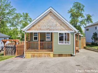 7106 Delaware Rd, Wonder Lake, IL 60097