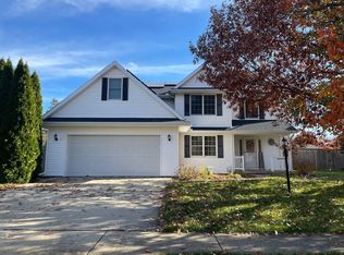 1816 Oak Park Dr, Champaign, IL