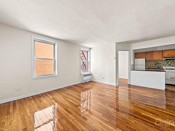 2nd image of 3625 Parsons Blvd APT 4L