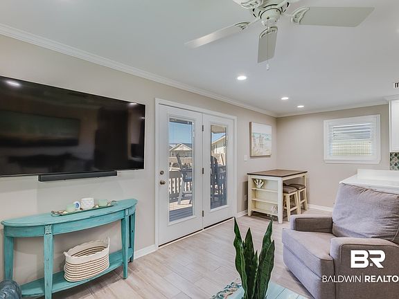 5th image of 1028 W Beach Blvd #6