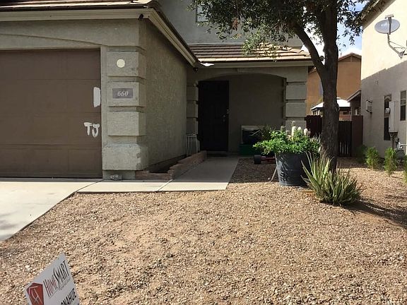 2nd image of 660 W Desert Blossom Dr
