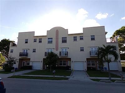 1st image of 801 NW 1st Ave