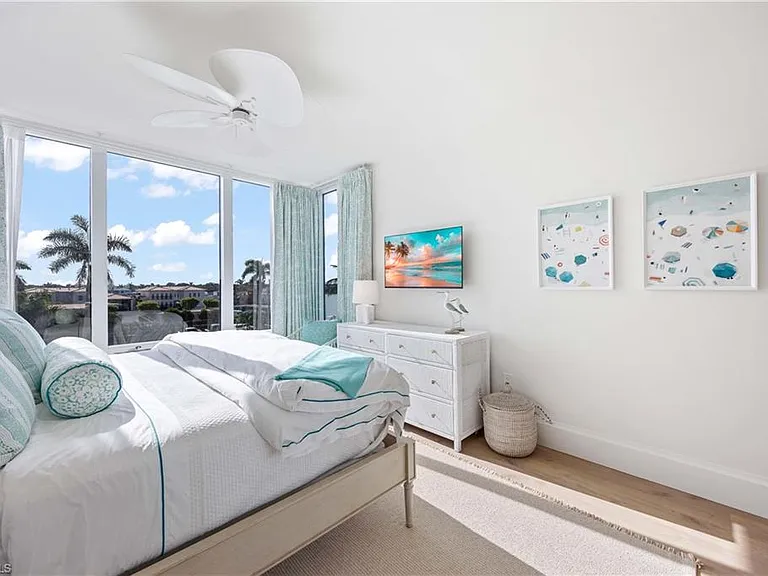 3971 Gulf Shore Blvd N #401 — Photo 30