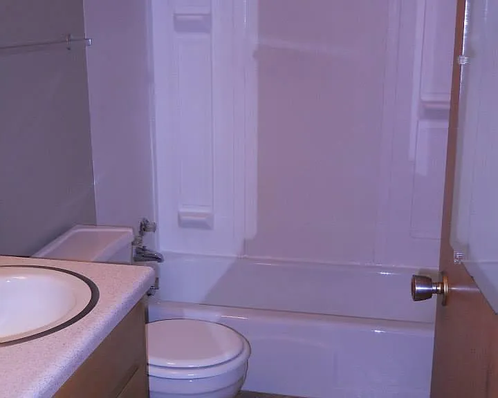 525 W Spring St #4 — Photo 2