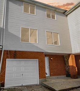 488 Ilyssa Way, Staten Island, NY, 10312