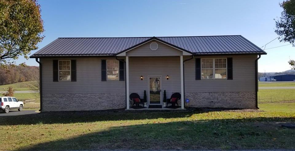 1st image of 196 Lauren Dr