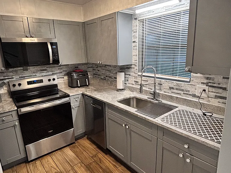 303 Leisure Lake Dr — Photo 13